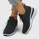 Viviane – lekkie buty ortopedyczne z błyszczącym wykończeniem.